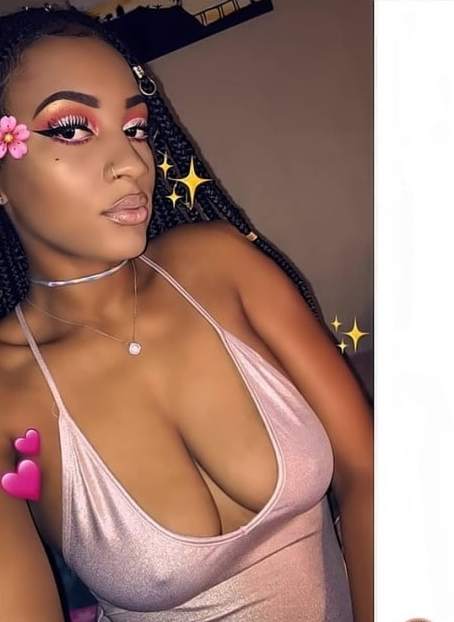 Femme noire infidèle à Nancy pour plan cul hard et baise rapide