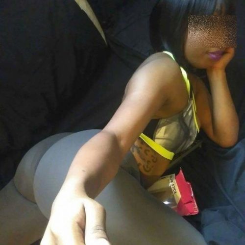 Rencontre d'un soir avec black salope à Annecy : baise hard assurée