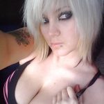 Rencontre sexe corsée avec une étudiante insatiable de Nîmes